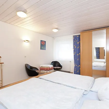 아파트 Modern In Near Town Center *
